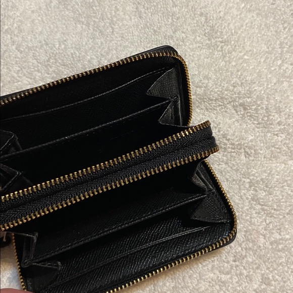 Coach Signature Card Wallet - Picture 3 of 9